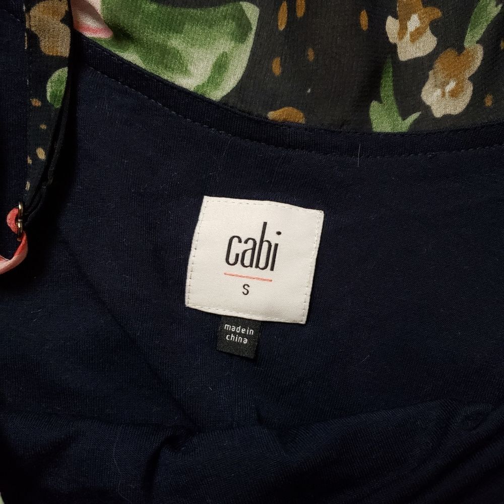 Cabi 5220 Fairytale Navy Pink Floral Cold Shoulder Ruffle Sleeve - Picture 5 of 7